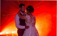 Ouverture du Bal avec fume et couleurs par  DJ Mariage Nimes Gard 30